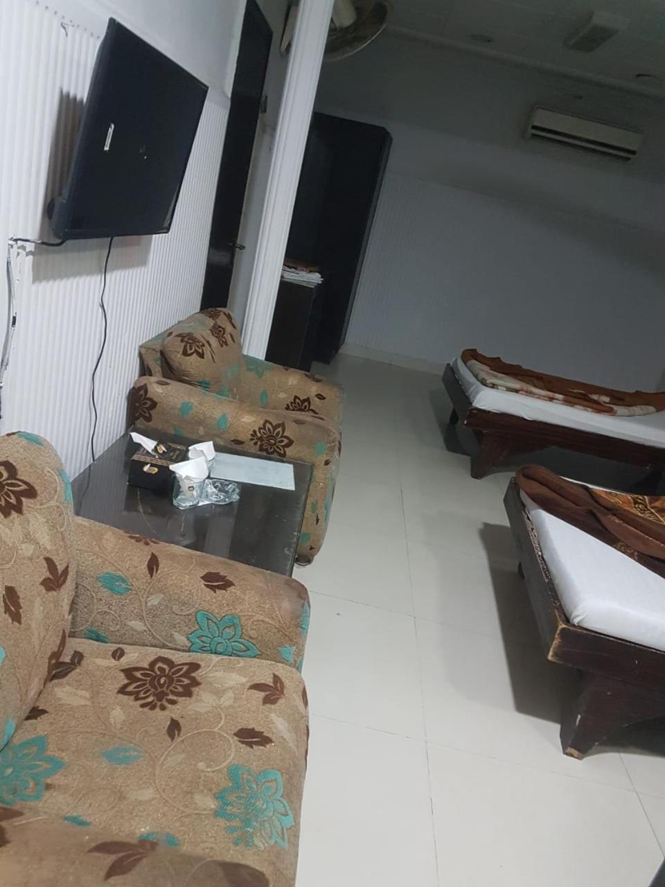 Hotel Silver Sand 물탄 외부 사진